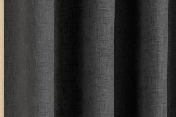 Vogue Black